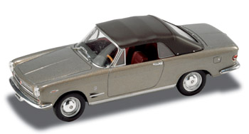 609616 Fiat 2300 S Cabriolet - 1962 closed  Die Cast model